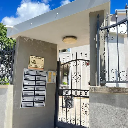 La Chiocciola Confort, Parking Gratuito, Fronte Bus Arst, Navetta Mare E Postazione Noleggio Monopattini Elettrici וילסימיוס