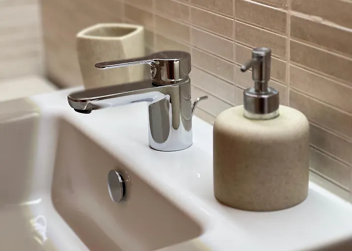 La Chiocciola Confort, Parking Gratuito, Fronte Bus Arst, Navetta Mare E Postazione Noleggio Monopattini Elettrici דירה *